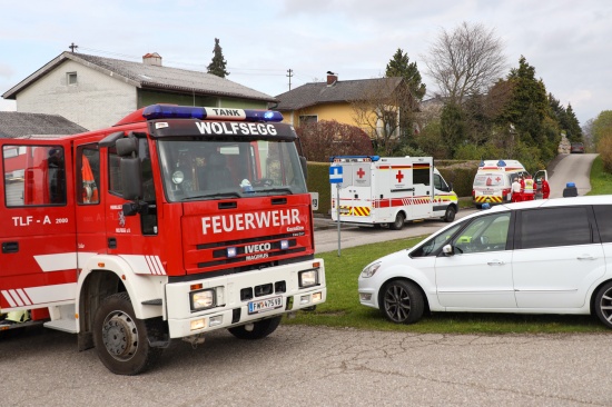 TV in Flammen aufgegangen: Zwei Verletzte bei Brand in einem Wohnzimmer in Wolfsegg am Hausruck