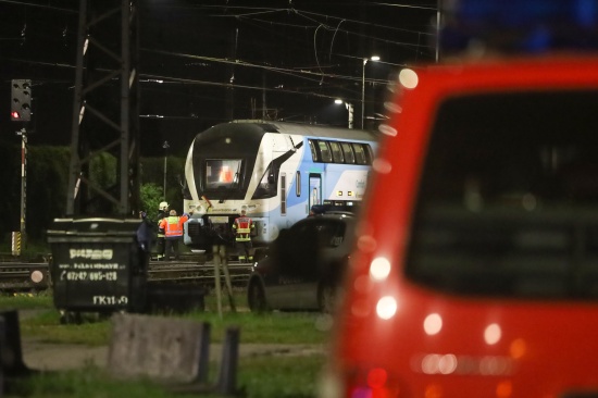 Nchtlicher Einsatz im Gleisbereich der Westbahnstrecke bei Wels