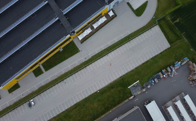 Frontalkollision zweier Motorradfahrer bei Bikertreffen auf Parkplatz in Eberstalzell