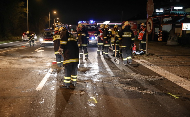 Verkehrsunfall im Abendverkehr auf der Pyhrnpass Strae in Steinhaus