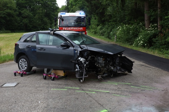 Schwerer Verkehrsunfall zwischen zwei PKW in Phret fordert zwei Verletzte