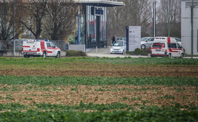 Mann bei Arbeitsunfall in einem Gunskirchner Gewerbebetrieb schwer verletzt