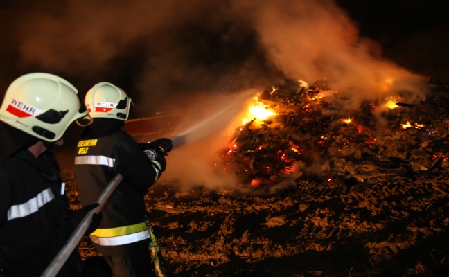 Spannende Gesamtbung der Feuerwehr im Stadtgebiet Wels