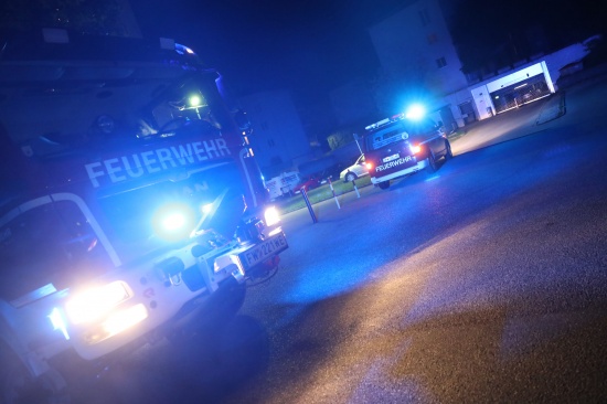 Vermeintlicher Gasgeruch in eine Wohnanlage nach Wels-Lichtenegg sorgte f�r n�chtlichen Einsatz