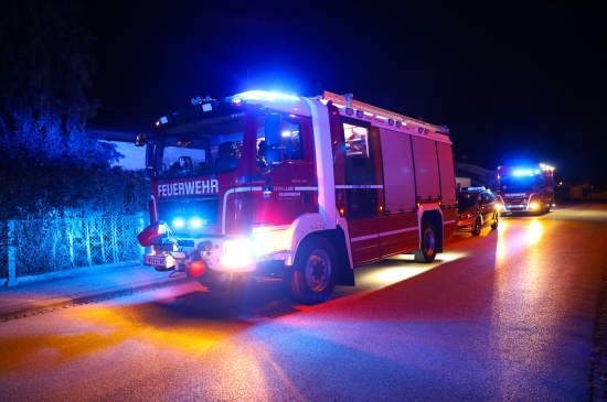 Chemische Reaktion nach Mischung von Pool-Chemikalien in einem Einfamilienhaus in Wels-Vogelweide