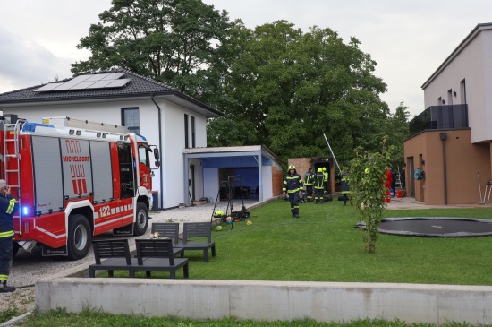 Einsatz zweier Feuerwehren bei Brand einer Gartenhtte in Micheldorf in Obersterreich