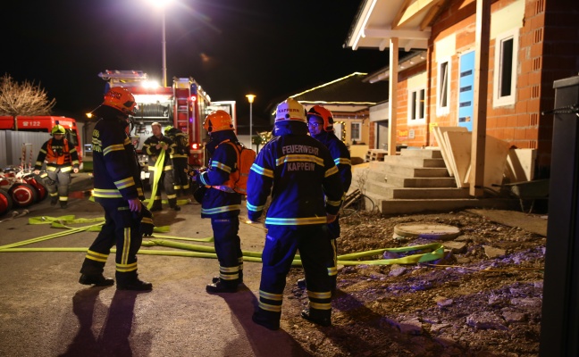 Brandverdacht in Marchtrenk durch eine rauchende Heizkanone im Keller