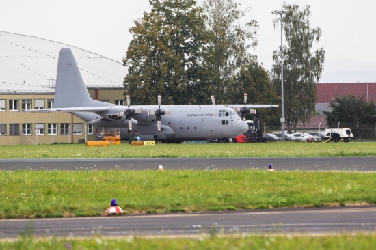 Start erneut abgebrochen: Weiter technische Probleme bei Bundesheer-Hercules in H�rsching