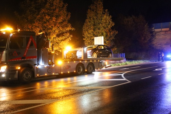 Auffahrunfall auf der Pyhrnpass Strae bei Sattledt sorgte fr Staus im Abendverkehr