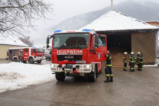 Vier Feuerwehren bei Brand in einem Fernwrme-Hackschnitzellager in Molln im Einsatz