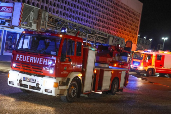 Glimmbrand bei Unternehmen in Grieskirchen sorgte fr Einsatz zweier Feuerwehren