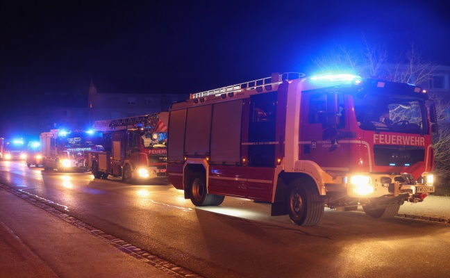 Brandverdacht in einem Mehrparteienwohnhaus in Wels-Vogelweide