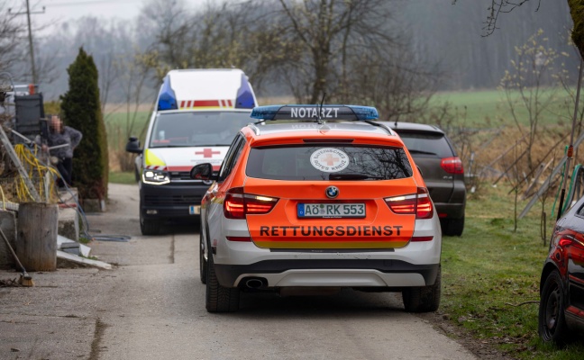 Mann (72) in Ostermiething durch Nachbar aus Brunnenschacht gerettet