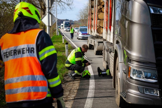 Defekter LKW blockierte Altheimer Strae bei Braunau am Inn