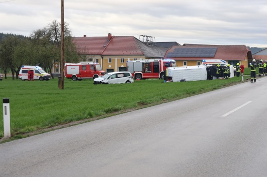 Tdlicher Crash: Lenker eines Kleintransporter (22) starb bei Kreuzungsunfall in Heiligenberg