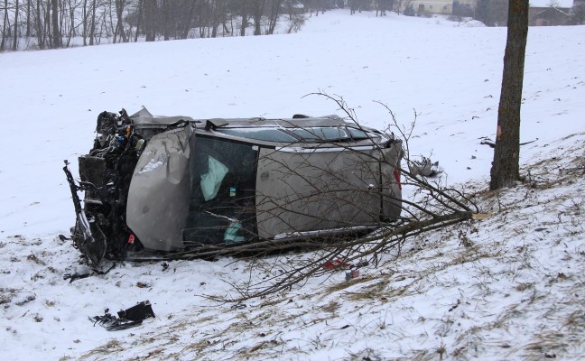 Schwerer Verkehrsunfall auf der Innviertler Straße in Kallham