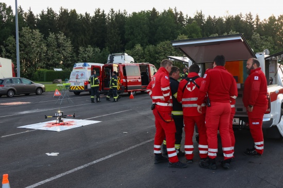 Drohnen im Einsatz: Personensuche nach davongelaufenem Unfalllenker am Voralpenkreuz bei Sattledt