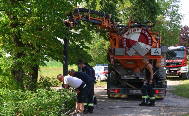 Lngerer Einsatz nach Gewsserverunreinigung in Kirchdorf an der Krems