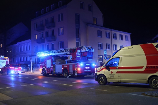 Brand eines Kinderwagens: Einsatz bei Kleinbrand in einem Mehrparteienwohngeb�ude in Wels-Lichtenegg