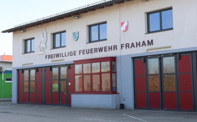 30 Zentimeter zu gro: Wirbel um neues Tanklschfahrzeug der Feuerwehr in Fraham