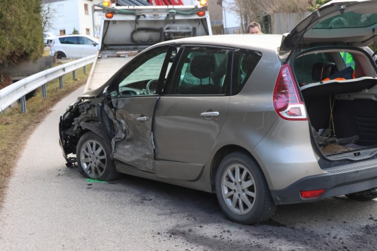 PKW-Crash: Verkehrsunfall in Kirchdorf an der Krems fordert zwei Verletzte