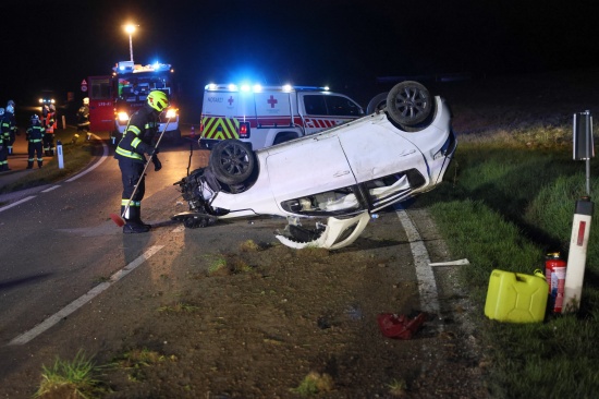 Schwer verletzt: Auto auf Gallspacher Strae bei Grieskirchen mehrfach berschlagen