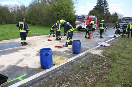 Schwerer Verkehrsunfall auf der Traunuferstraße in Ansfelden