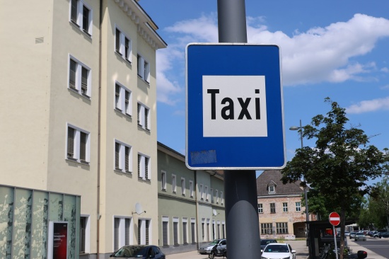 Messer als Tatwaffe: 34-J�hriger bedrohte in Wels-Innenstadt Taxilenker mit dem Umbringen