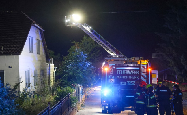 Brandrtlichkeit vom Vortag: Einsatzkrfte zu nchtlichem Brandverdacht nach Marchtrenk alarmiert