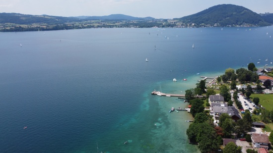 Weyregg am Attersee: Suche nach vermisster Stand-Up-Paddlerin l�ste sich in Wohlgefallen auf