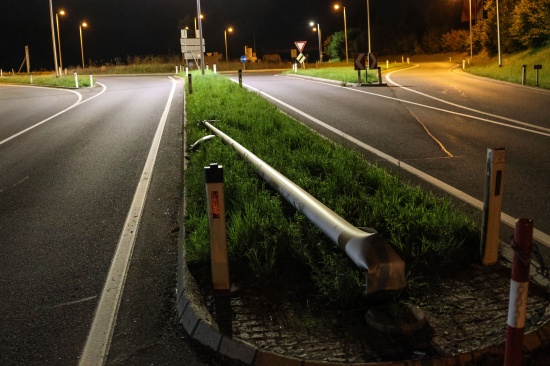 Drei Verletzte bei Unfall auf Salzkammergutstra�e in Regau