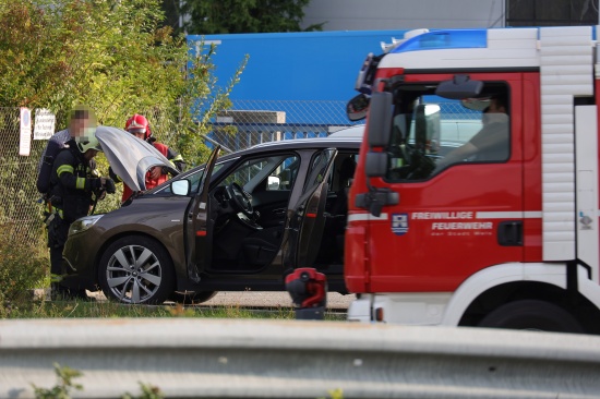 Gemeldeter Fahrzeugbrand sorgte f�r Einsatz der Feuerwehr in Wels-Neustadt
