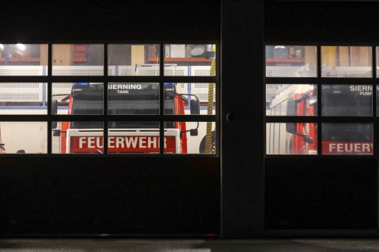 Vier Feuerwehren zu Fassadenbrand bei einem Geb�ude in Sierning alarmiert
