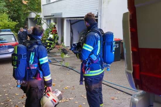 Brand eines Entfeuchtungsger�tes im Keller eines Reihenwohnhauses in Thalheim bei Wels