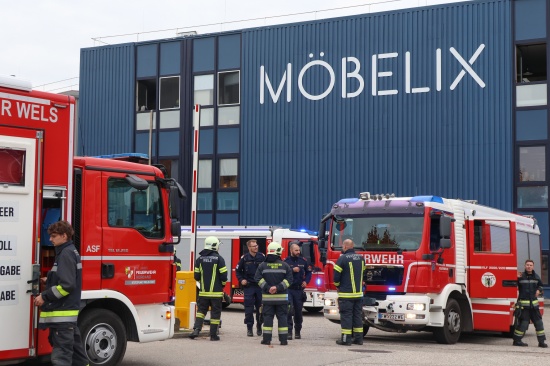 Sprinkleranlage l�schte Brand in Kantinenk�che bei M�belhauszentrale in Wels-Neustadt
