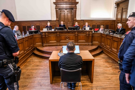 Mordprozess am Landesgericht Ried im Innkreis endet mit lebenslanger Haftstrafe f�r Ehemann