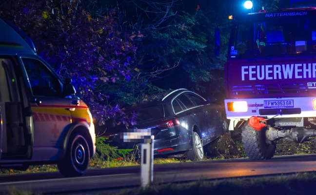 Autolenkerin (52) verstorben: T�dlicher Ausgang eines Verkehrsunfalls bei Natternbach