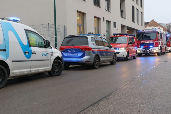 Tablet l�ste Einsatz von Feuerwehr und Energieversorgungsunternehmen in Wels-Innenstadt aus