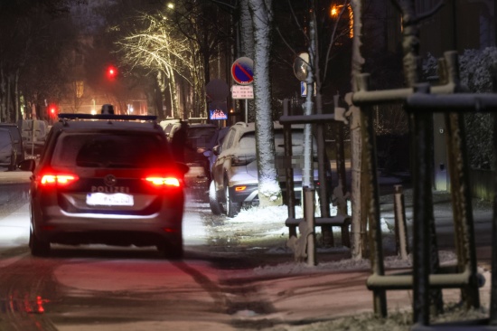 Brand einer Gasflasche in einem Garten sorgte f�r Einsatz der Feuerwehr in Wels-Innenstadt