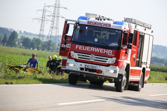 Schwerer Verkehrsunfall mit Motorrad bei Neukirchen bei Lambach