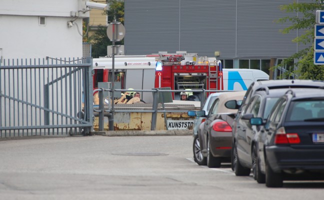 Containerbrand von der Feuerwehr rasch unter Kontrolle gebracht