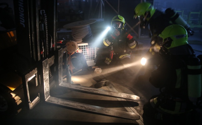 Feuerwehren sammelten bei Einsatzübung in Holzhausen wertvolle Erfahrungen