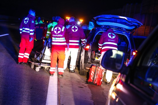 Verkehrsunfall auf der Westautobahn bei Sipbachzell forderte mehrere Verletzte