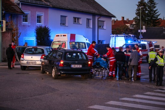 Sechs Verletzte bei Kreuzungscrash in Wels-Vogelweide