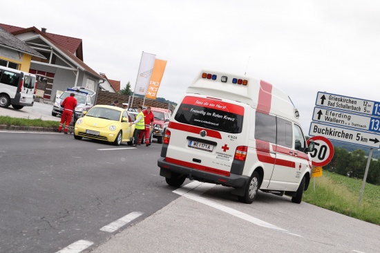 Verkehrsunfall mit mehreren Fahrzeugen in Krenglbach