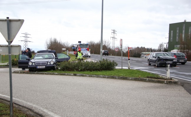Verkehrsunfall auf der Pyhrnpass Strae in Sattledt fordert einen Verletzten