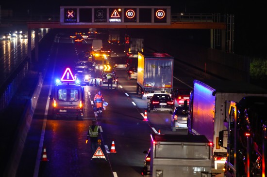 Verkehrsunfall auf der Westautobahn bei Ansfelden endet glimpflich