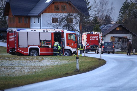 Einsatz nach Verkehrsunfall zwischen zwei Fahrzeugen in Grünau im Almtal