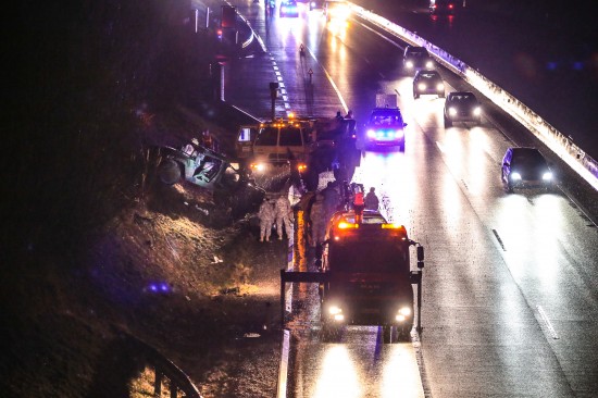 Konvoi der US-Armee in Verkehrsunfall auf der Innkreisautobahn verwickelt