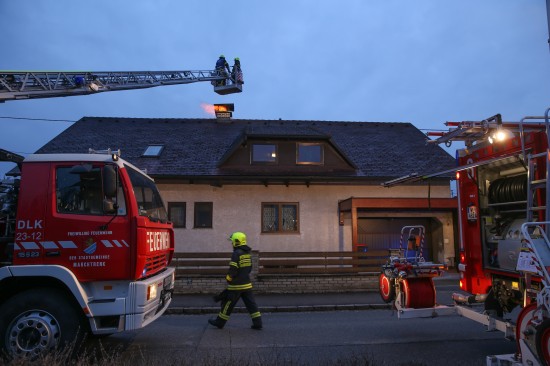 Kaminbrand sorgt für Einsatz der Feuerwehr in Marchtrenk